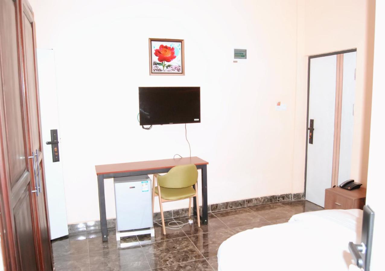 High Level Apartment Haatso ภายนอก รูปภาพ
